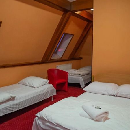 Motel Delfin ** Trojanow Экстерьер фото